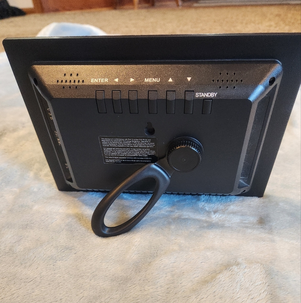 Sharper Image Digital Photo Frame - Picture 7 of 8